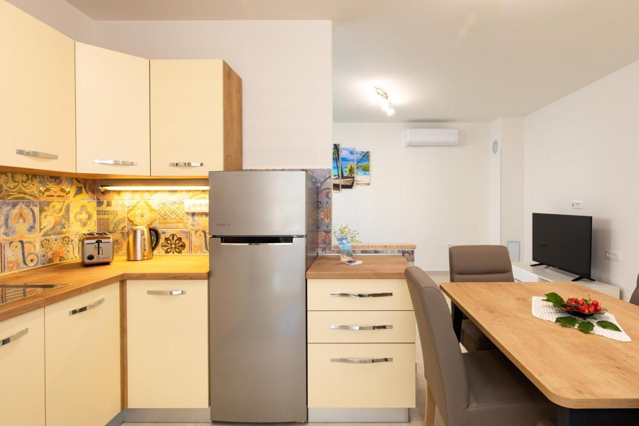 Apartman Ivona U Prizemlju Malinska Kültér fotó